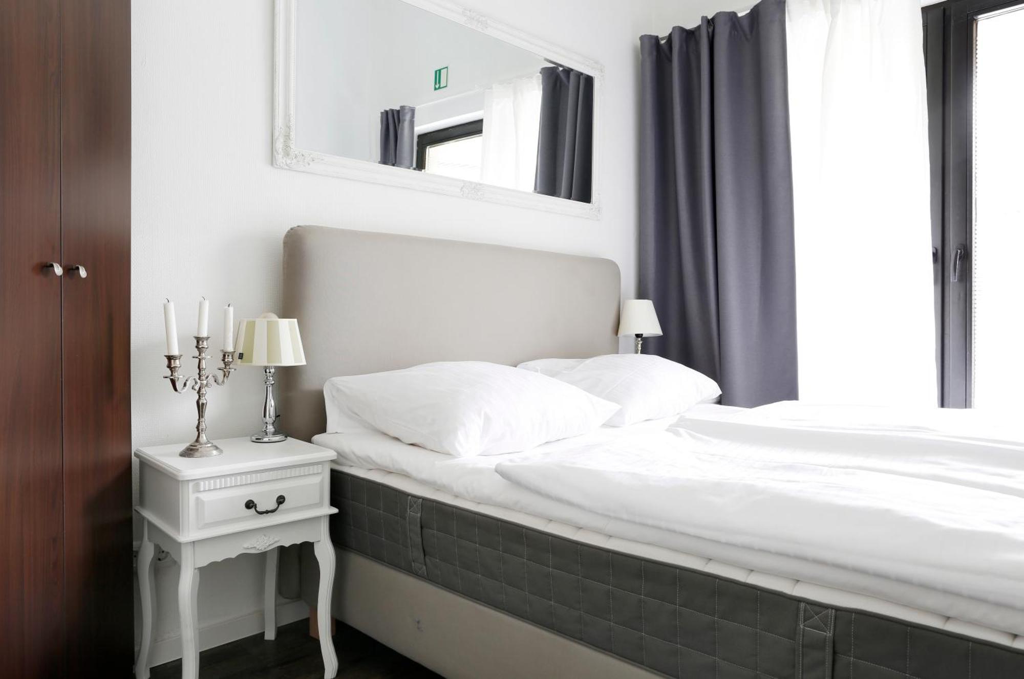 Nieb By Rockchair Apartments L Superhost Status L 3 Bedrooms Boxspringbeds 3 Bathrooms In Center "Kurfuerstendamm" - Cozy Family & Business Flair Welcomes You! Berlin Kültér fotó
