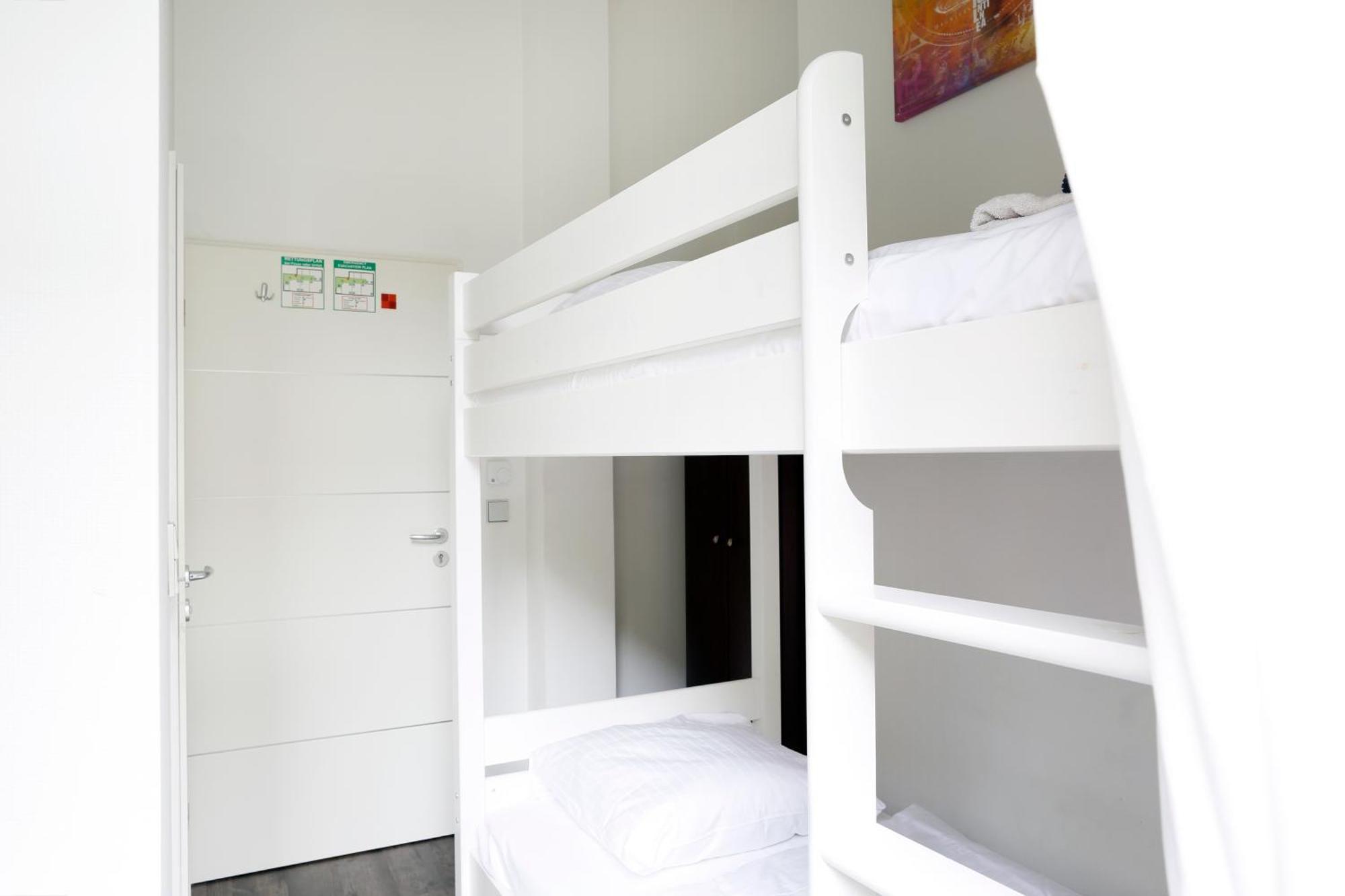 Nieb By Rockchair Apartments L Superhost Status L 3 Bedrooms Boxspringbeds 3 Bathrooms In Center "Kurfuerstendamm" - Cozy Family & Business Flair Welcomes You! Berlin Kültér fotó