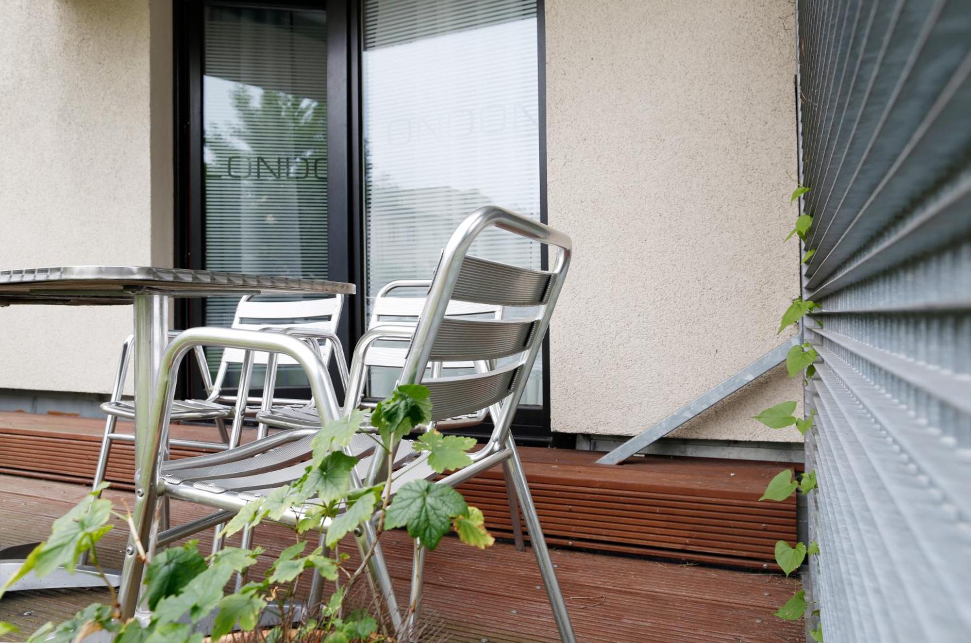 Nieb By Rockchair Apartments L Superhost Status L 3 Bedrooms Boxspringbeds 3 Bathrooms In Center "Kurfuerstendamm" - Cozy Family & Business Flair Welcomes You! Berlin Kültér fotó