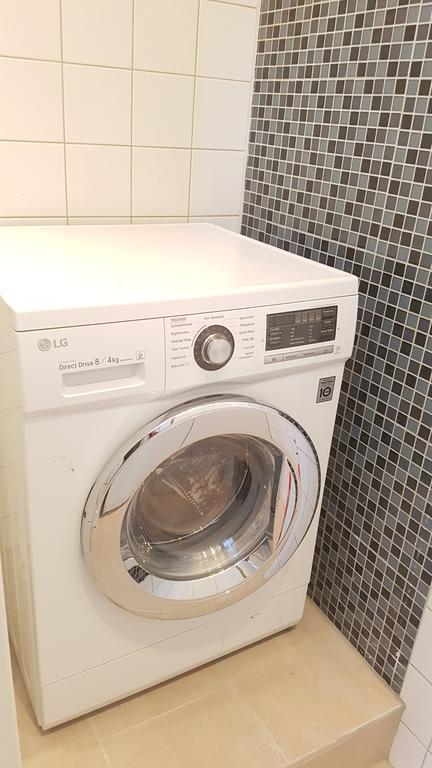 Nieb By Rockchair Apartments L Superhost Status L 3 Bedrooms Boxspringbeds 3 Bathrooms In Center "Kurfuerstendamm" - Cozy Family & Business Flair Welcomes You! Berlin Kültér fotó
